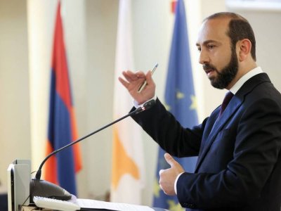 Mirzoyan Azərbaycandan Ermənistana gedən yüklərdən danışdı