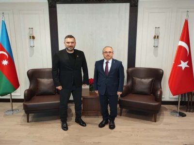 Türkiyə səfiri Ertem Şenerlə görüşdü