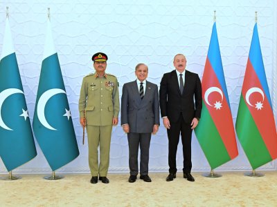 Şahbaz Şərif Bakıdan paylaşım etdi