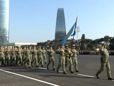 İnsansız Sistem Qoşunlarının heyəti hərbi paradda 