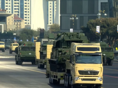 "Vikinq" hava hədəflərinə qarşı mobil döyüş kompleksi nümayiş etdirildi - VİDEO