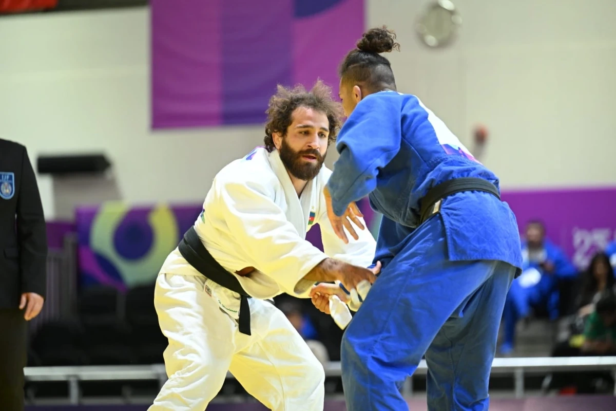 Hidayət Heydərov İslamiadanın yarımfinalında