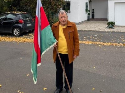 Üçrəngli bayrağı SSRİ-yə gətirən güneyli soydaşımız: "Bakıda təəccübləndilər"