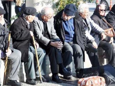 Azərbaycanda əhali sürətlə qocalır, uşaqlar artmır - XƏBƏRDARLIQ