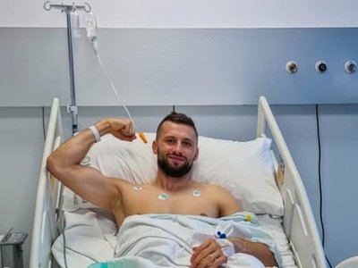 “Sabah”ın hücumçusu ayağından əməliyyat olundu