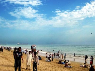 Tələbələr piknik zamanı dənizdə boğuldular