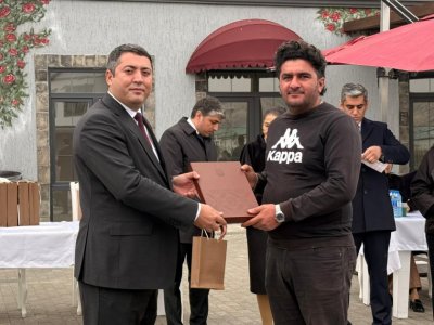 Məmmədbəyliyə köçən ailələrə mənzillərin açarları təqdim edildi - FOTO