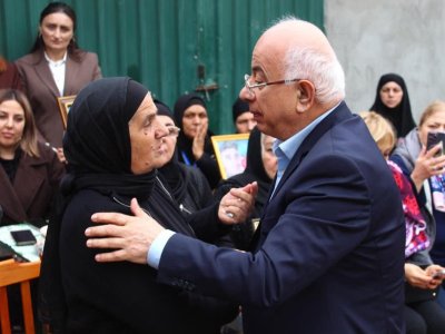 Deputatlar Milli Qəhrəmanın evinə getdilər - FOTOLAR