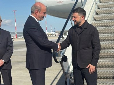 Zelenski Yunanıstana GETDİ