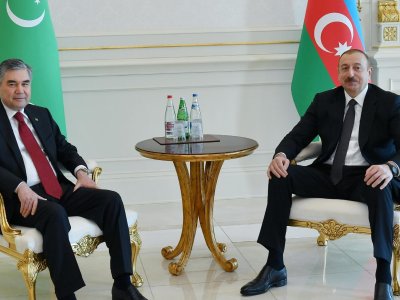 Berdiməhəmmədov İlham Əliyevi Türkmənistana dəvət etdi