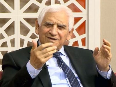 Xalq şairi xəstəxanasına yerləşdirildi