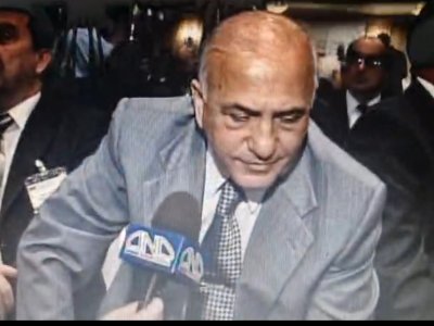 Əli İnsanov "rədd ol" dediyi ANS-ə dostluq təklif edir - ŞOK VİDEO