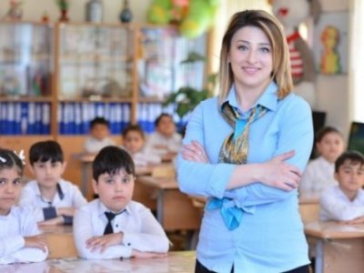 Tamştatlı müəllim axşam 6-ya kimi məktəbdə qalacaq? - Nazir AÇIQLADI