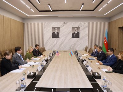Rəşad Nəbiyev ABŞ nümayəndələri ilə görüşdü