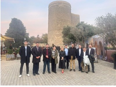 Bakını gəzən ermənilər maraqlı hadisəyə tuş gəliblər