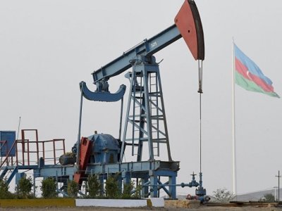 Neft büdcə qiymətindən aşağı düşdü 
