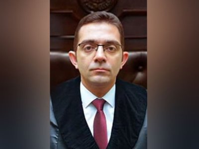 Kiçik qardaşın yerinə böyüyü həbs edilib? – Məhkəmədən cavab 