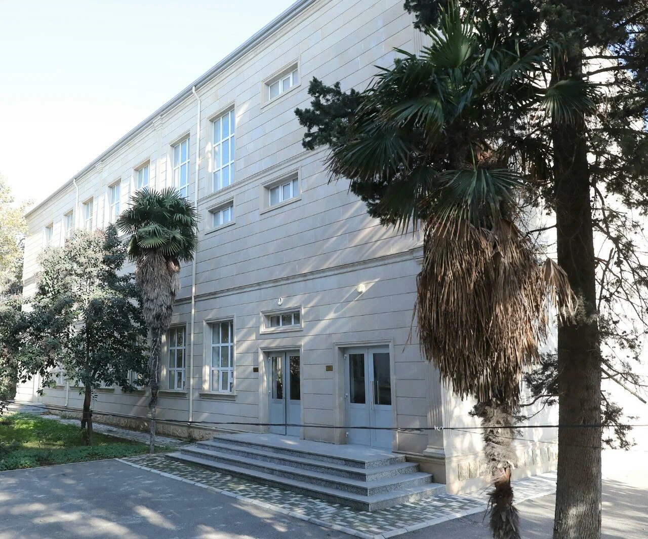 Bakıda bu məktəb SÖKÜLÜR