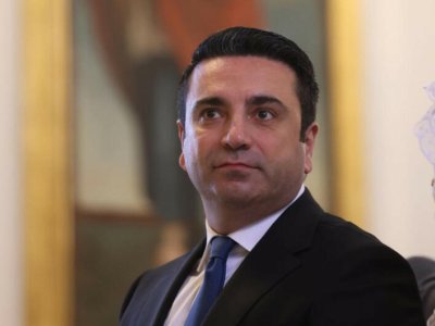 Simonyan müharibə itkilərini gizlətməkdə ittiham olundu