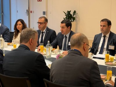 Hikmət Hacıyev Brüsseldə NATO nümayəndələrilə görüşdü