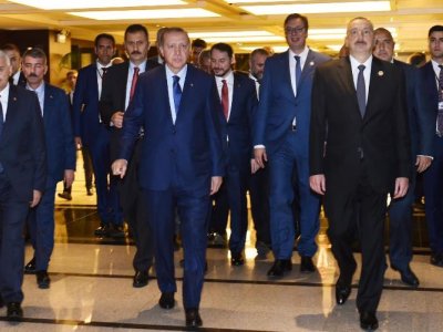 Prezidentlərin xarici dilləri - İlham Əliyev və siyasətin digər POLİQLOTLARI