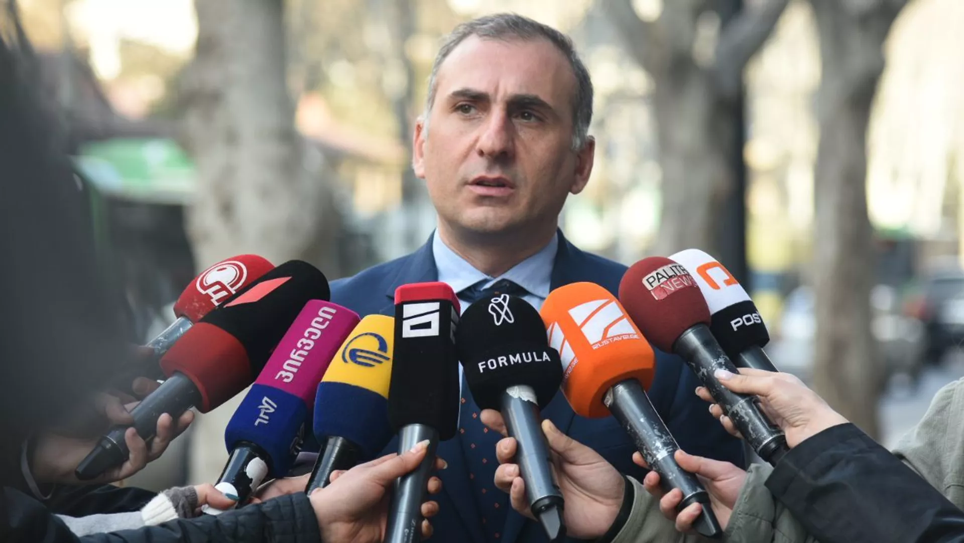 Azərbaycanlı siyasətçini döyən müxalifət lideri saxlanıldı