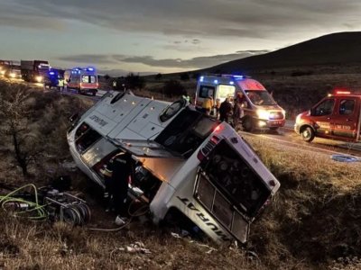 Türkiyədə avtobus aşdı: Ölü və yaralılar var