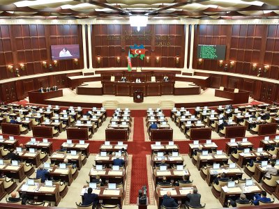Deputatlar büdcəni ikinci oxunuşda təsdiqlədi