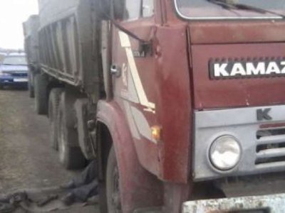 87 yaşlı kişi "KamAZ"ın altında qalaraq öldü