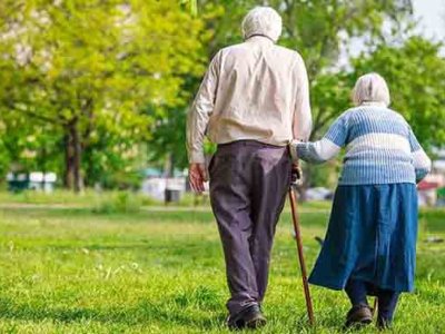 Azərbaycanda yaşlı əhalinin sayı artır