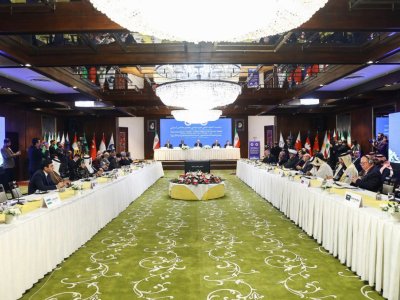 ABŞ ordusu gəmiyə zərbə endirdi