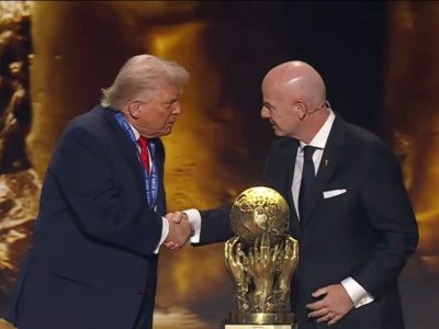 Tramp Sülh Mükafatına LAYİQ GÖRÜLDÜ