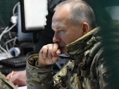 Ukrayna Baş komandanı ərazi güzəştinə qarşı çıxdı