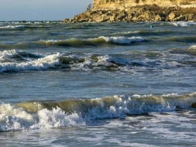 Xəzər dənizindən qum-çınqıl oğurlayanlar saxlanıldılar