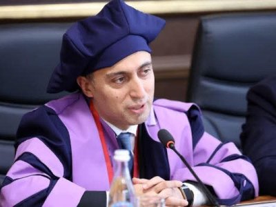 Emin Əmrullayev fəxri doktor oldu - FOTO