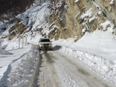 Xınalıqda köməksiz qalan turist xilas edildi