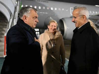 Orban Türkiyədə səfərdədir