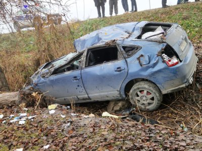 Zərdabda “Prius” aşdı, ölən və yaralanan var - Fotolar