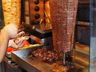 Gəncədə 7 şagird dönərdən zəhərləndi