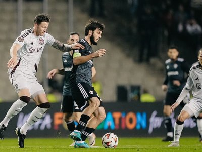 “Qarabağ” “Ayaks”ı məğlub edir - YENİLƏNİR