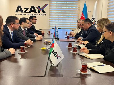 Bu instituta yeni akkreditasiya attestatı təqdim edildi - FOTO