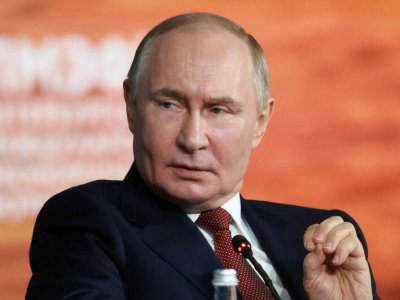 Rusiyalılar Putinə 1 milyon sual göndəriblər