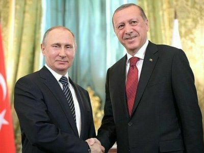 Ərdoğan Putinlə görüşdü