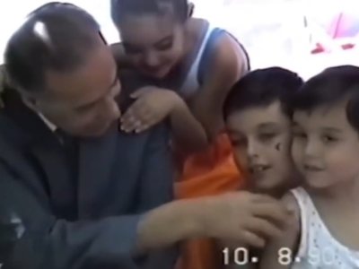 Heydər Əliyev nəvələri ilə birgə - VİDEO