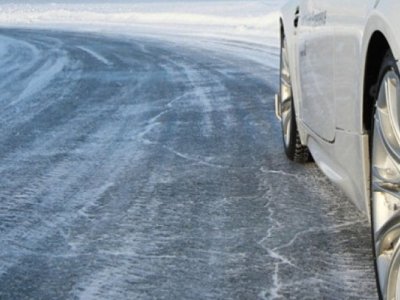 Sabah bəzi yollar buz bağlayacaq