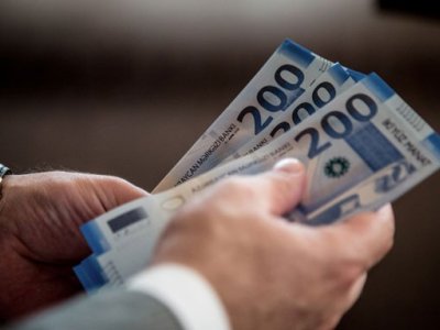 Məzuniyyətə çıxan işçilərin maaşı ilə bağlı YENİLİK