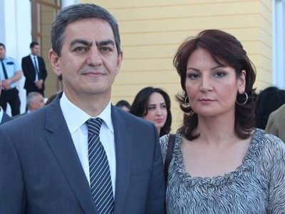 Əli Kərimli DTX təcridxanasında xanımı ilə görüşdü