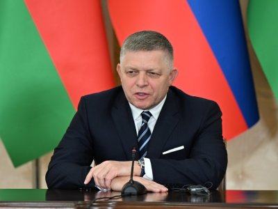 Slovakiyalı baş nazirin təyyarəsi zədələndi