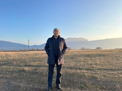 Qırğız səfir Ağdamda: Bulaqdan su içdi, şəhidlərə dua oxudu - FOTOLAR&nbsp;