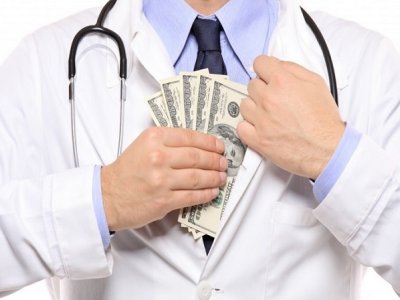 Həkimlər nə qədər maaş alır? - TƏBİB rəhbəri açıqladı